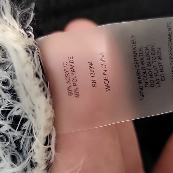 Like New Fuzzy Swing Sweater - Picture 7 of 7